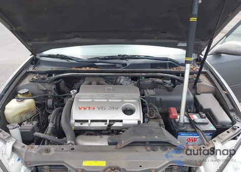 2004 Toyota Camry Le V6/Xle V6 из США, поврежденный, VIN JTDBF32K540155687